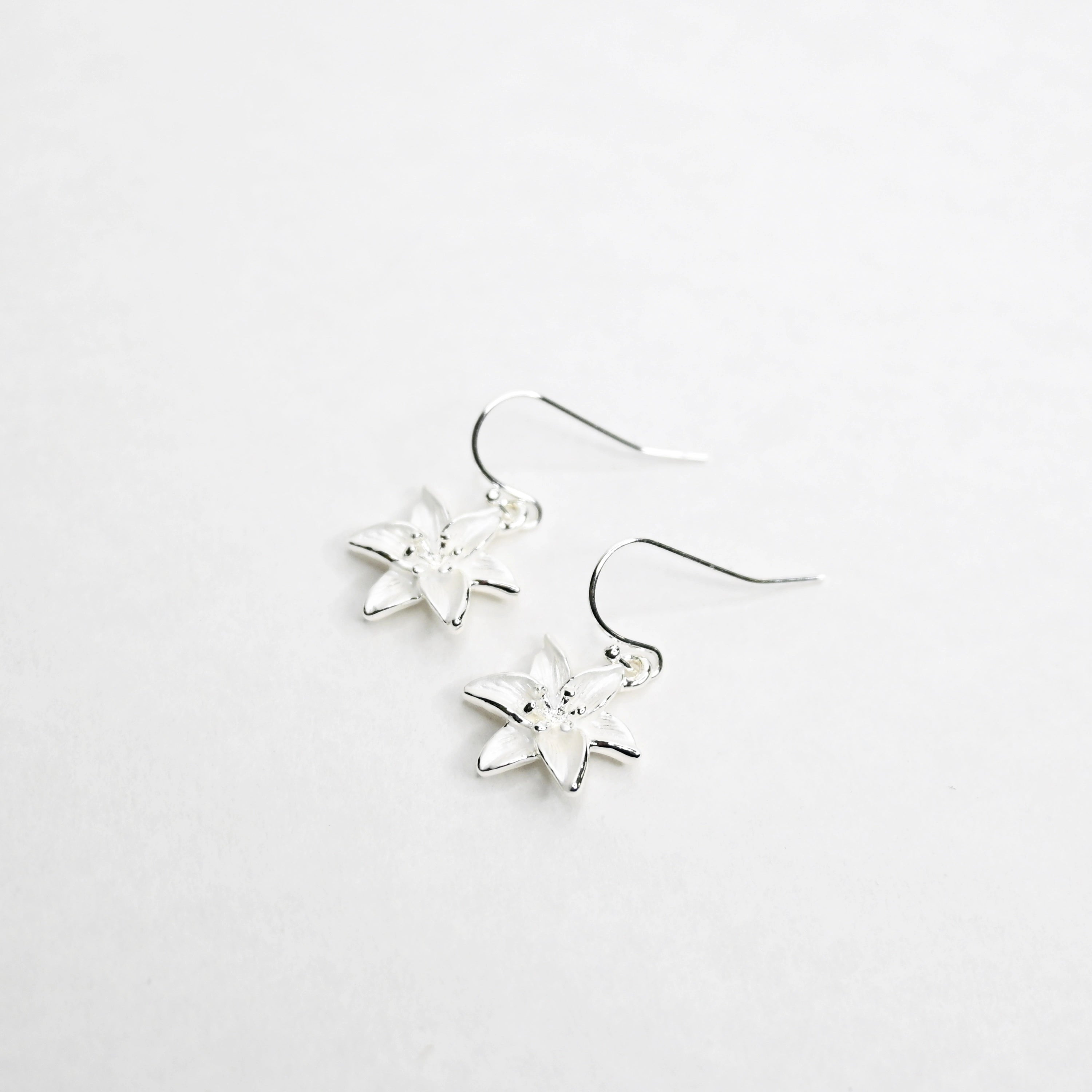 Rosings Park Lily Earrings