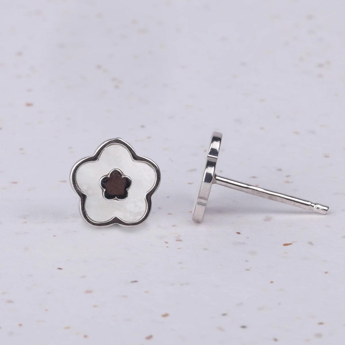 Miss Georgiana's Flower Earrings - JaneAusten.co.uk