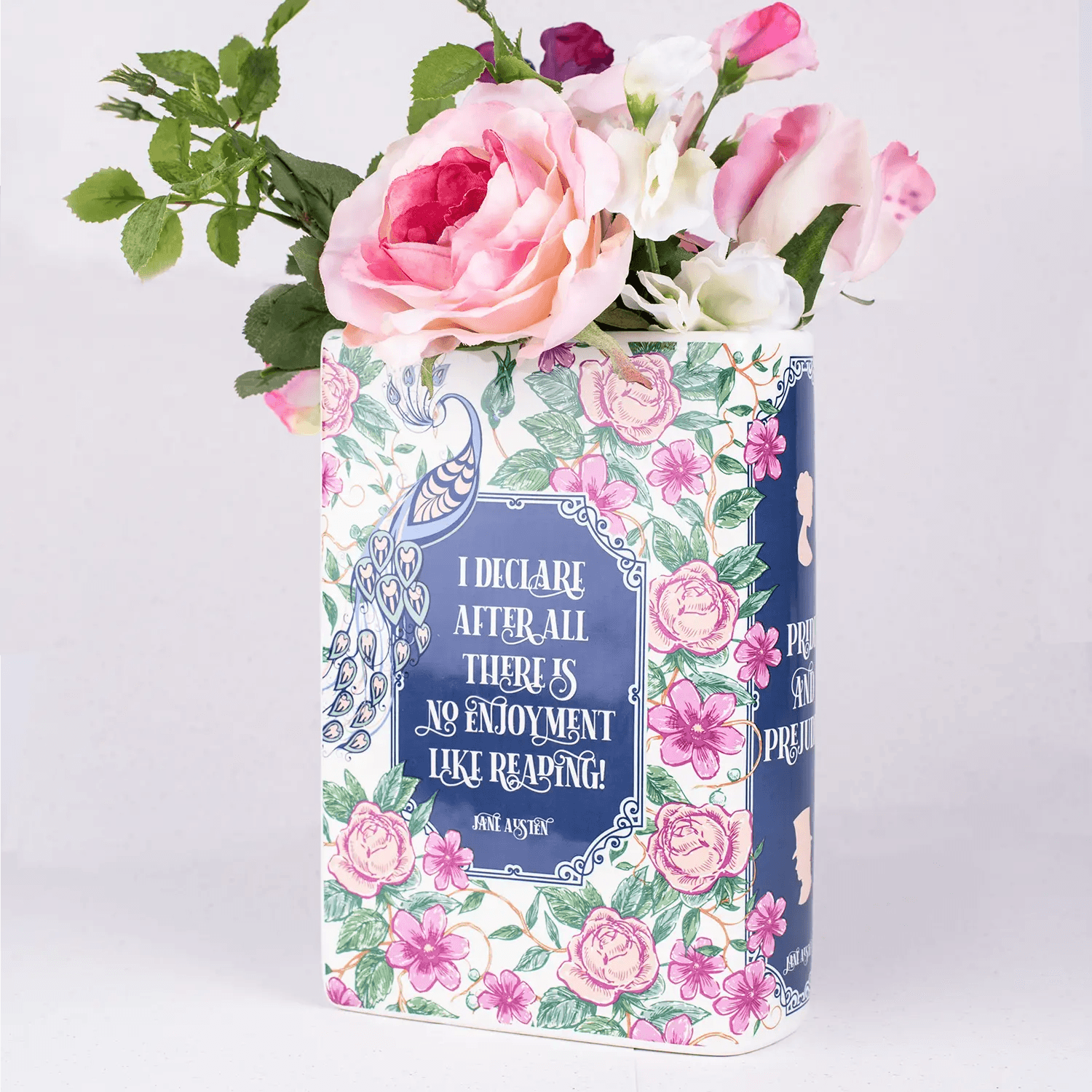 It is a truth universally acknowledged that this gorgeous ceramic book vase is the blossoming addition to your home, that all Jane Austen fans are looking for.
