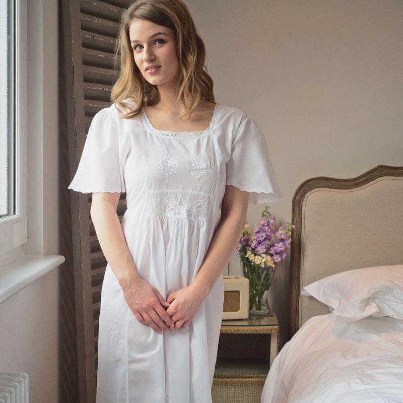 18th Century Jane Austen Style Cotton Nightdress