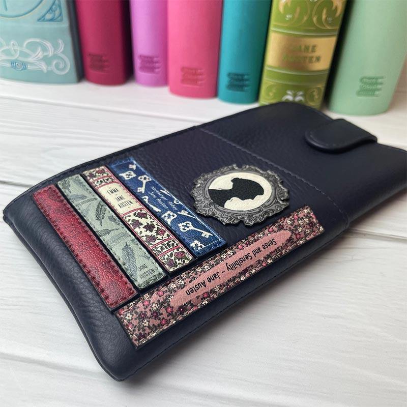 Jane Austen Glasses Case - Books Design
