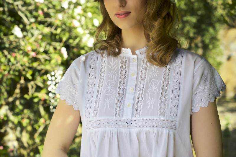 Short-Sleeved Cotton Regency Nightdress - Emma - JaneAusten.co.uk