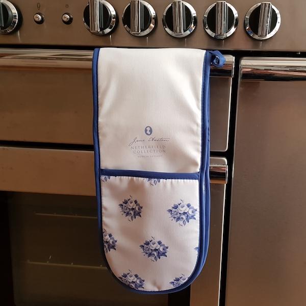 Exclusive Jane Austen Oven Gloves - Netherfield Collection - JaneAusten.co.uk