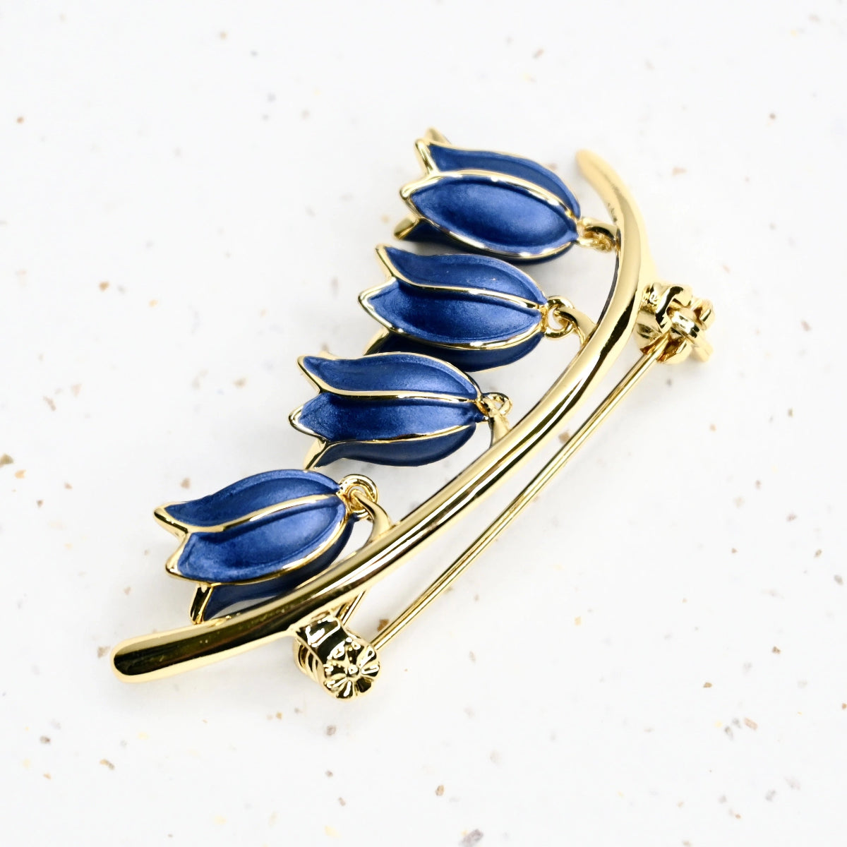 Bluebell brooch in gold.