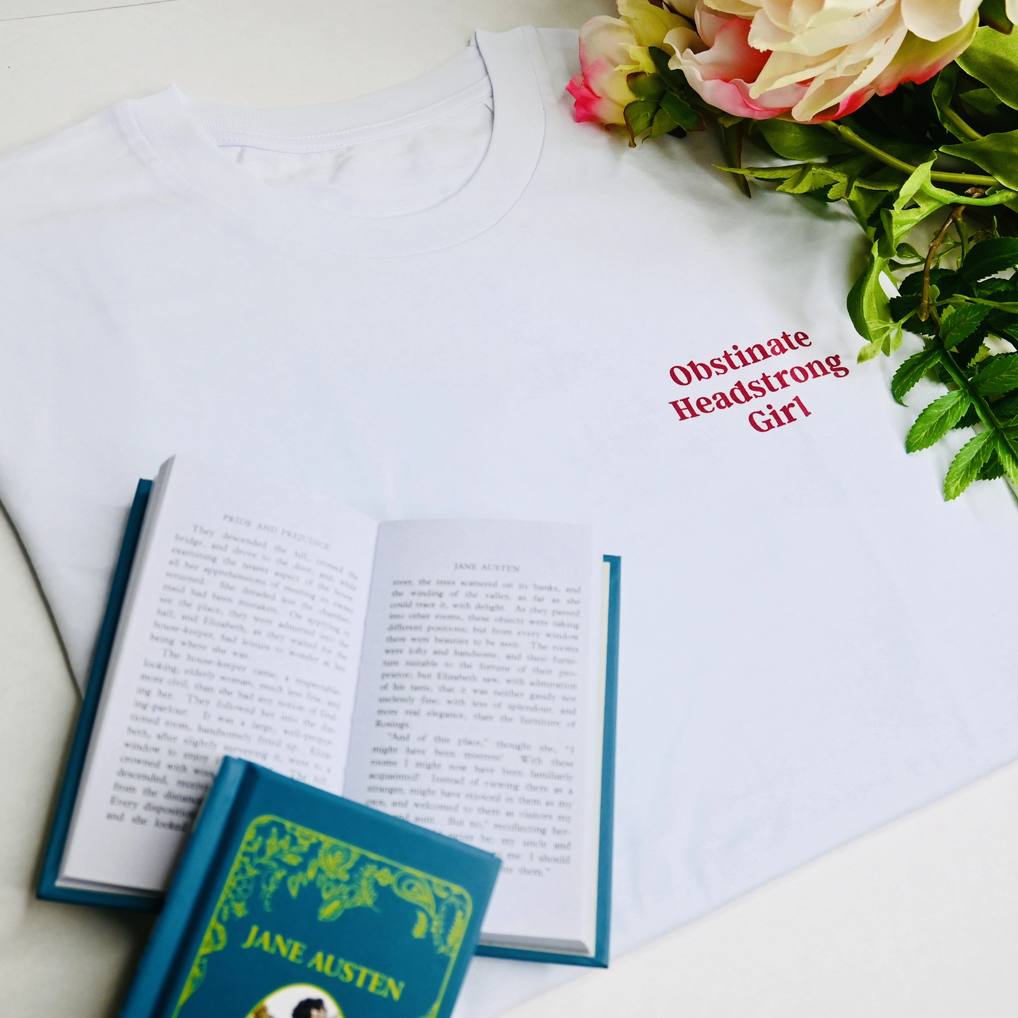 Bloemen "Obstinate headstrong Girl" t-shirt in gespikkelde crème