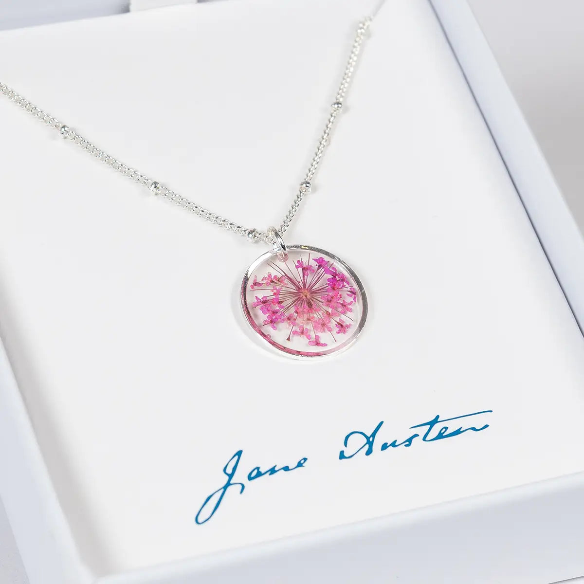 Collier élégant fleur de naissance en argent