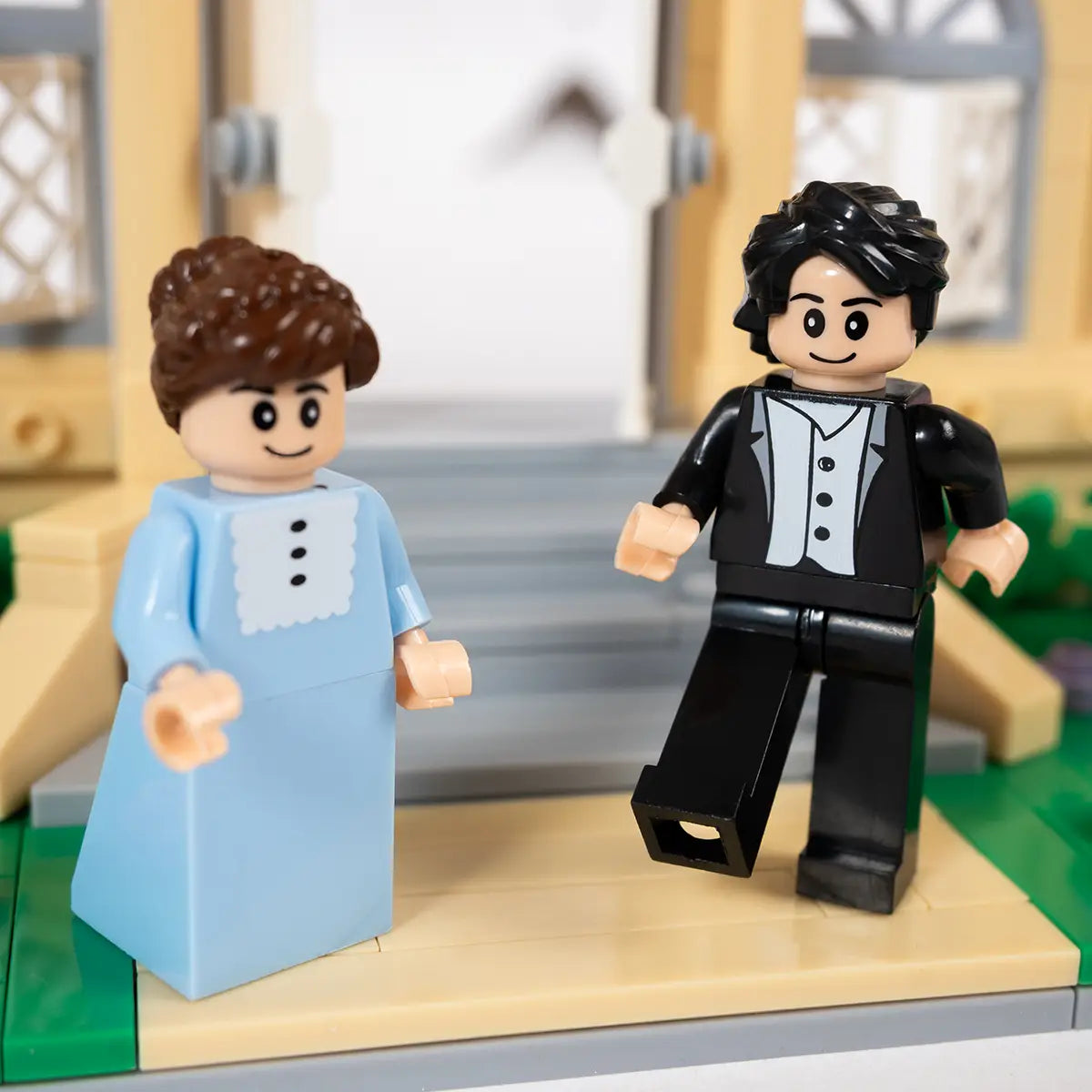 Elizabeth Bennet and Mr. Darcy Lego-style minifigs