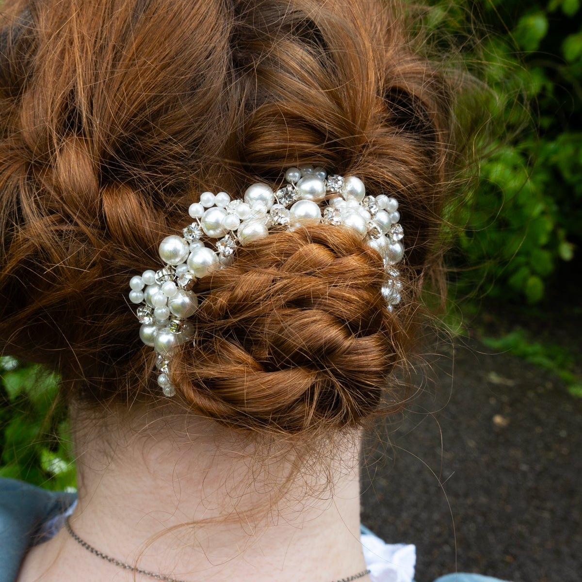 Netherfield Ball Pearl Cluster Hair Accessory
