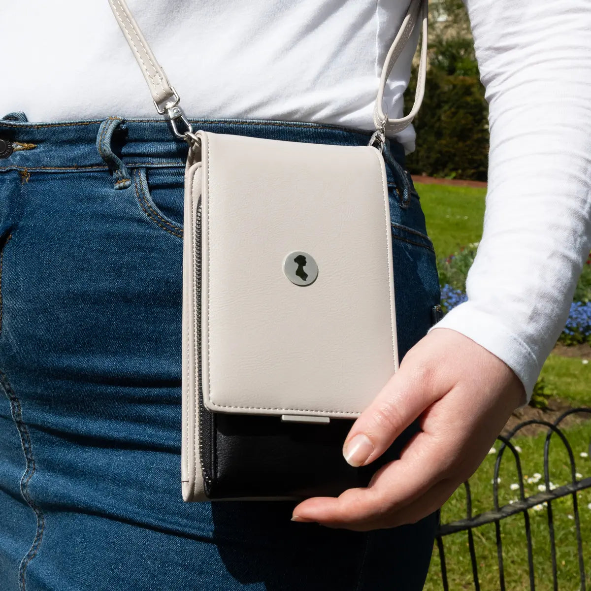 This everyday bag even features a metal etching of Jane Austen's iconic silhouette so you can wear a subtle homage to your favourite author wherever you go.&nbsp;