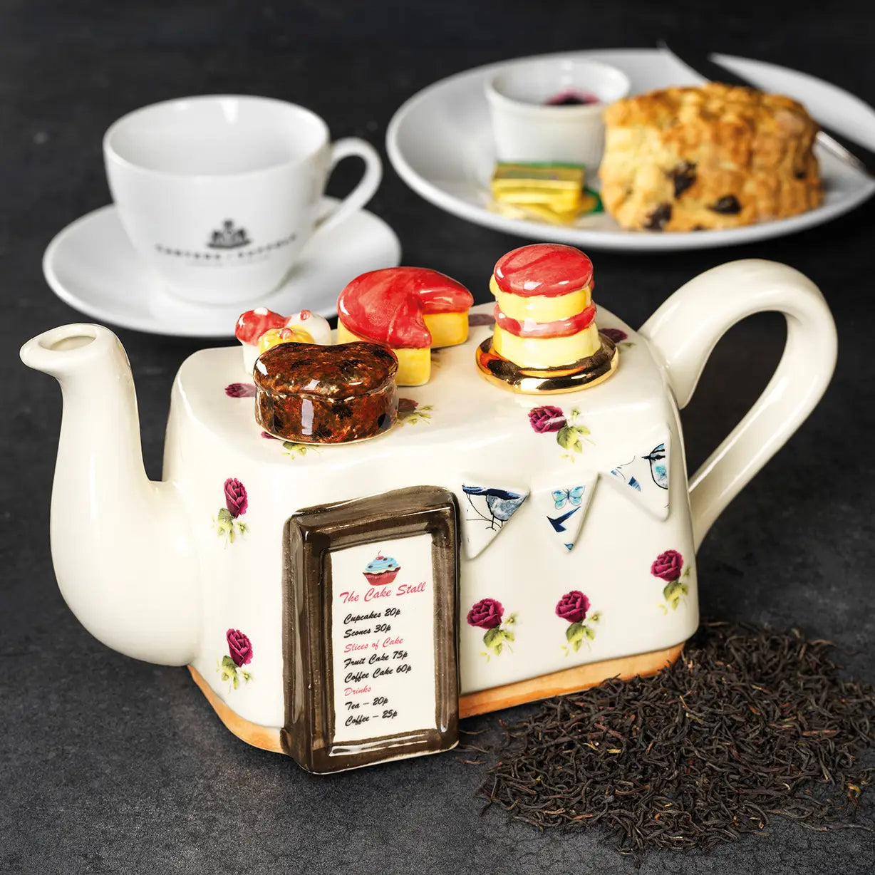 Cake Table Teapot