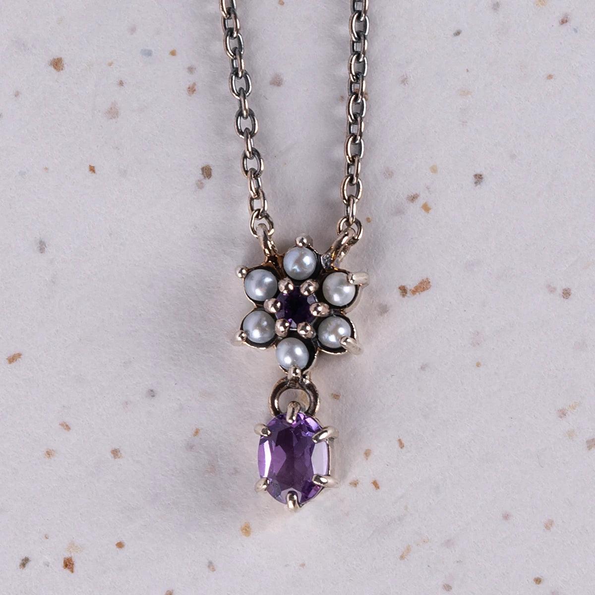 Natural 7-8mm White Freshwater Pearl & 8mm Purple Amethyst Necklace – 18 Inch Strand