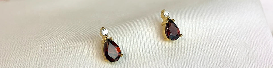 Jane 2025 austen earrings