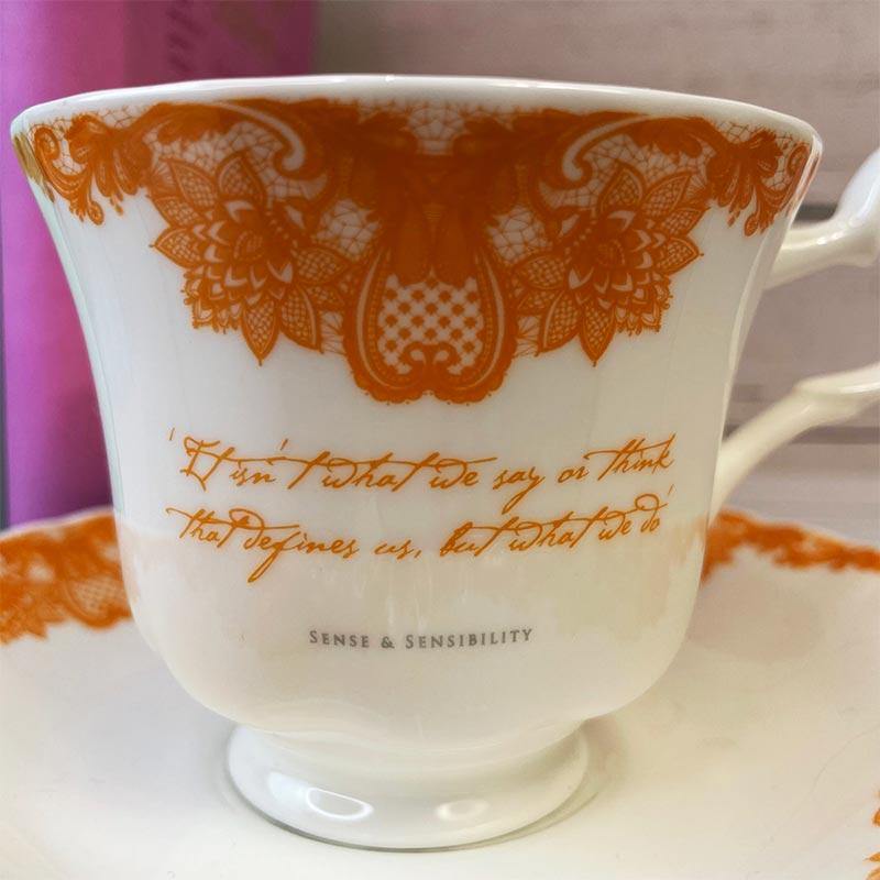 ONEUSTAR Set Tazza Da Tè E Piattino Floreale In Bone China 236ml Con Cucchiaio - Verde, Finiture Oro, Regalo Elegante
